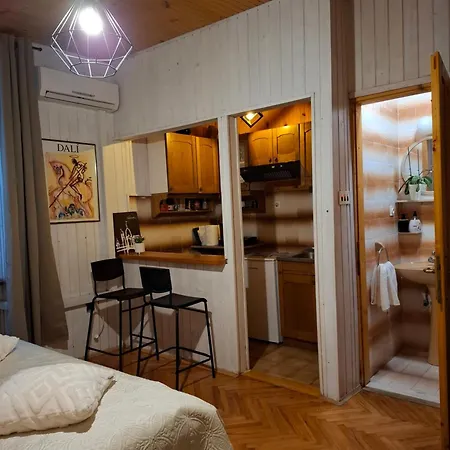 Ella ドゥブロブニク