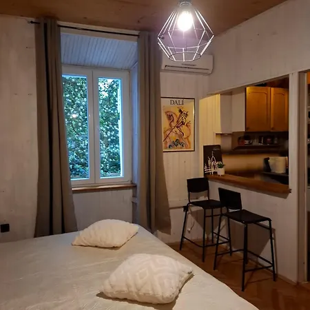 Ella * ドゥブロブニク