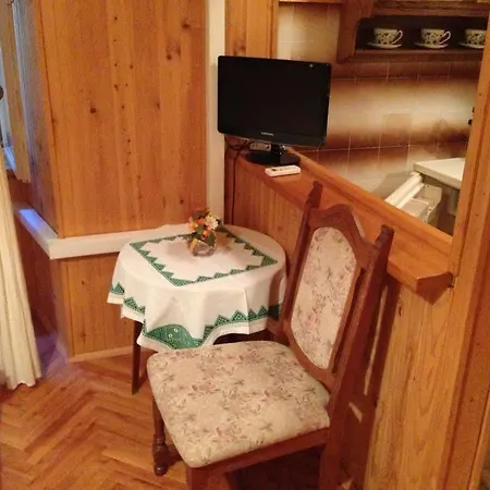 Ella Apartamento