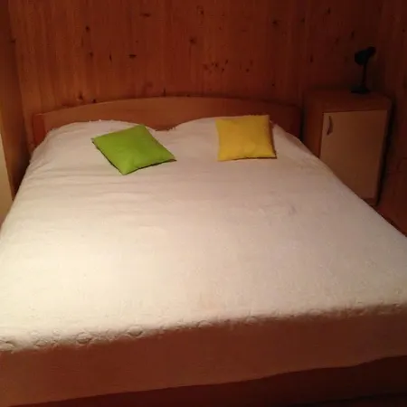 Ella Apartamento *